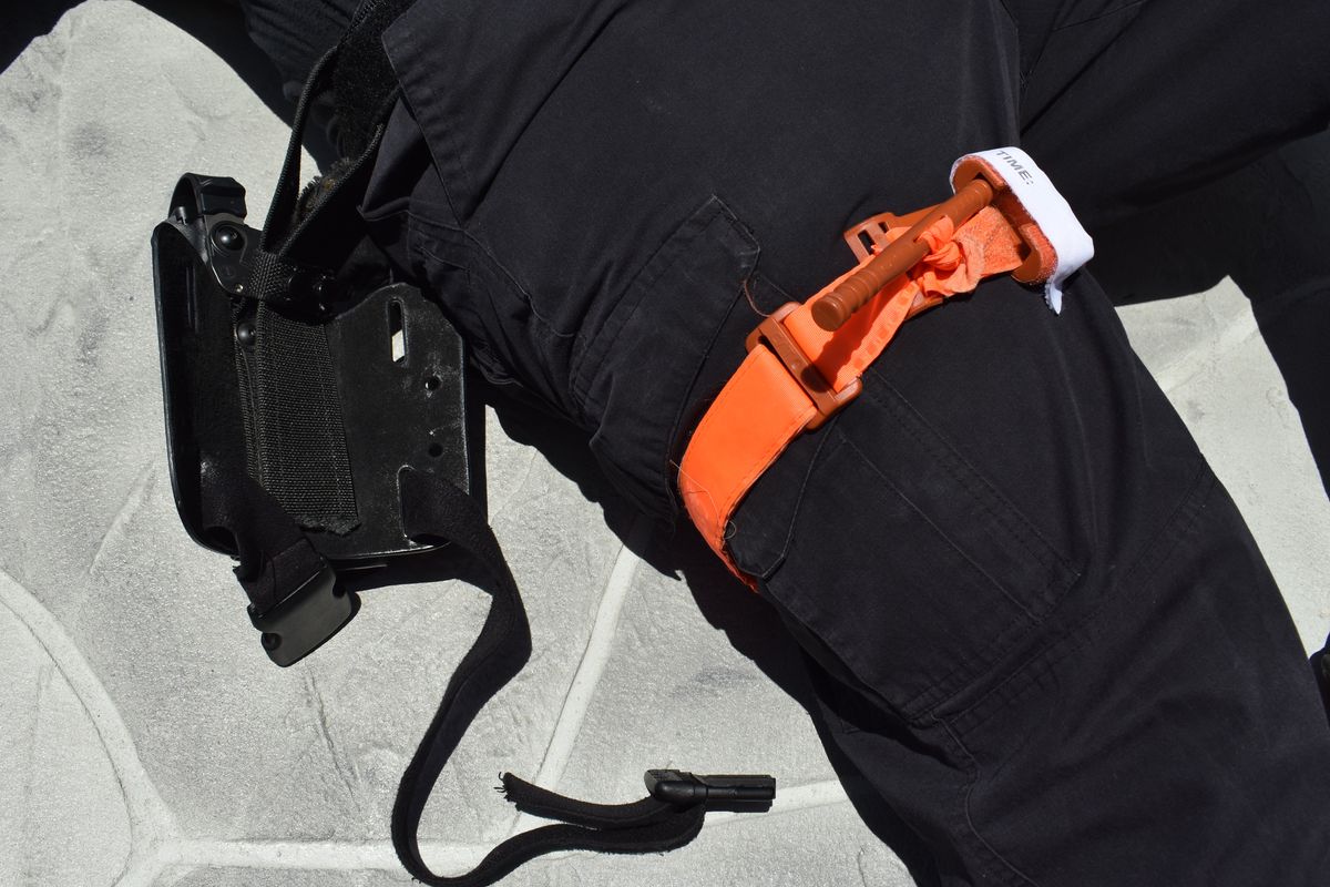 Advanced tourniquet training scenarios for police officers